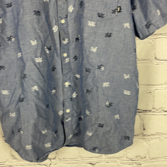 NWOT VANS Casual Leaf Pattern Dress Shirt Sz XL - Picture 3 of 8